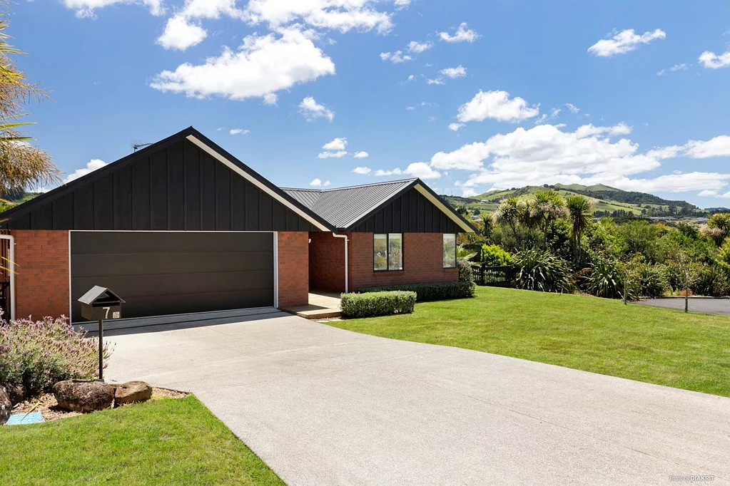Pokeno 3chambre SPACE & PRIVACY + SHOWSTOPPING KITCHEN