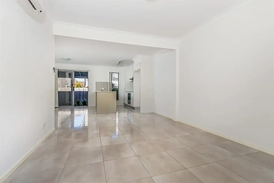 लिविंग रूम - Address Withheld, Bethania, QLD 4205