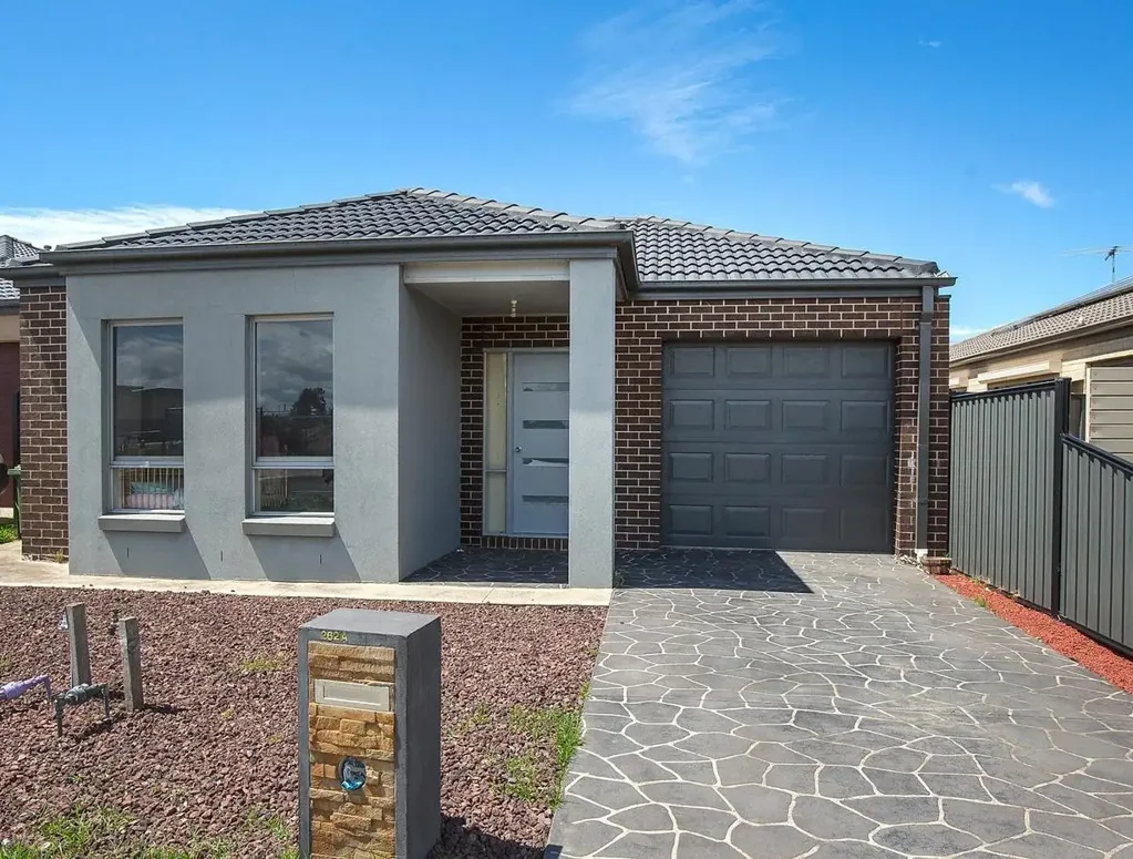 Spacious, Stylish & Perfectly Located
