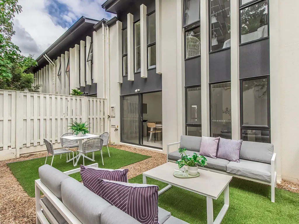 35 Easthill Drive, Robina, QLD 4226
