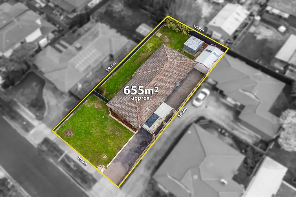 Craigieburn 4कमरा Beautifully Renovated on 655m² with Subdivision Potential (STCA)*