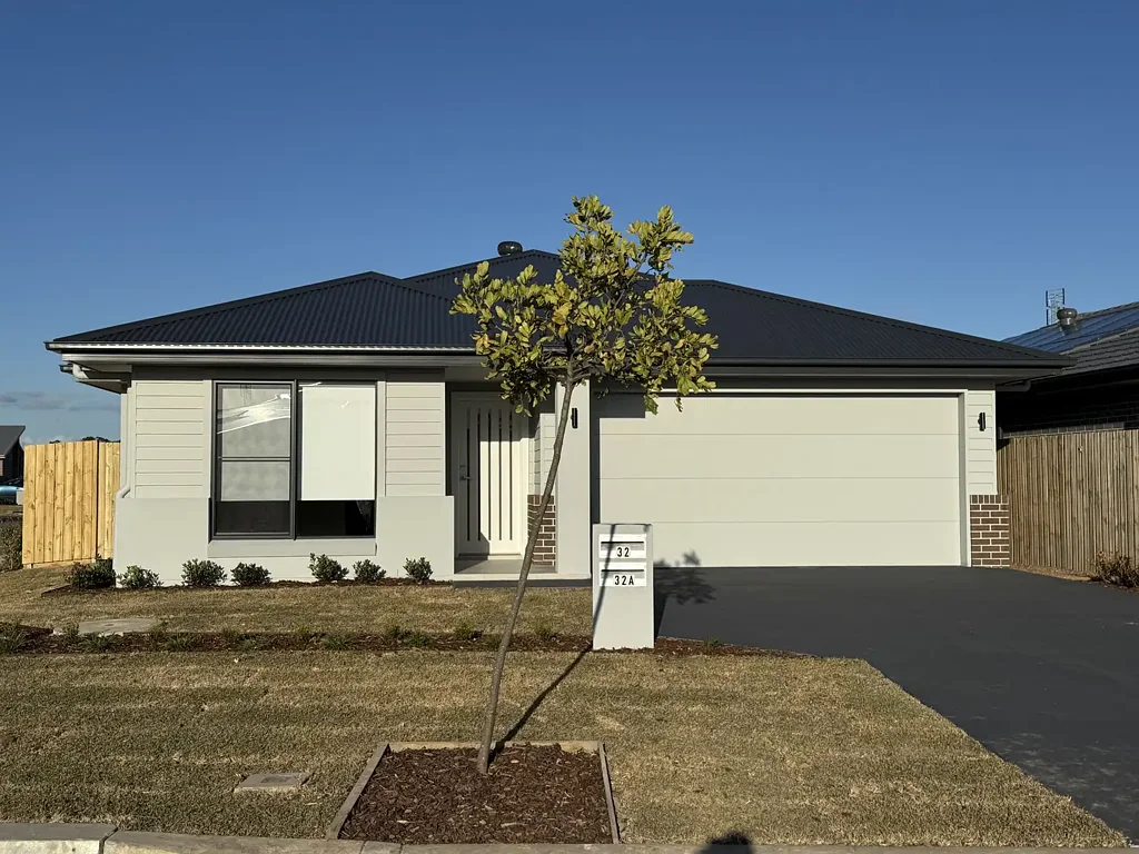 Modern Family Living in a Brand-New Estate