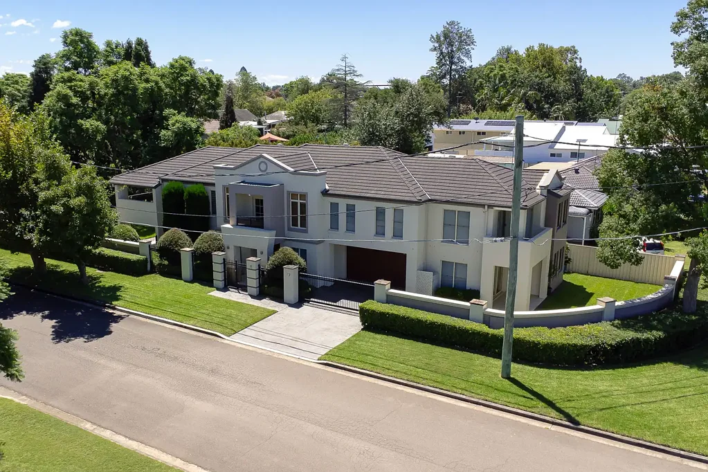 Penrith 5 Bedroom A Rare Opportunity to Secure a Master-Built Riverside Estate Below Replacement Value
