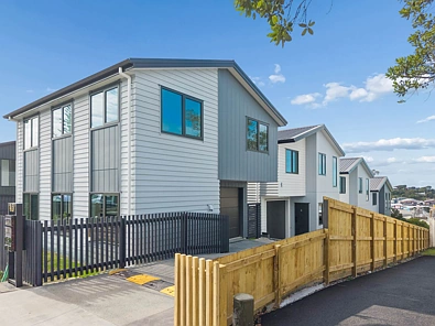 Glenfield 4બેડરૂમ By the Reserve in Double Westlake