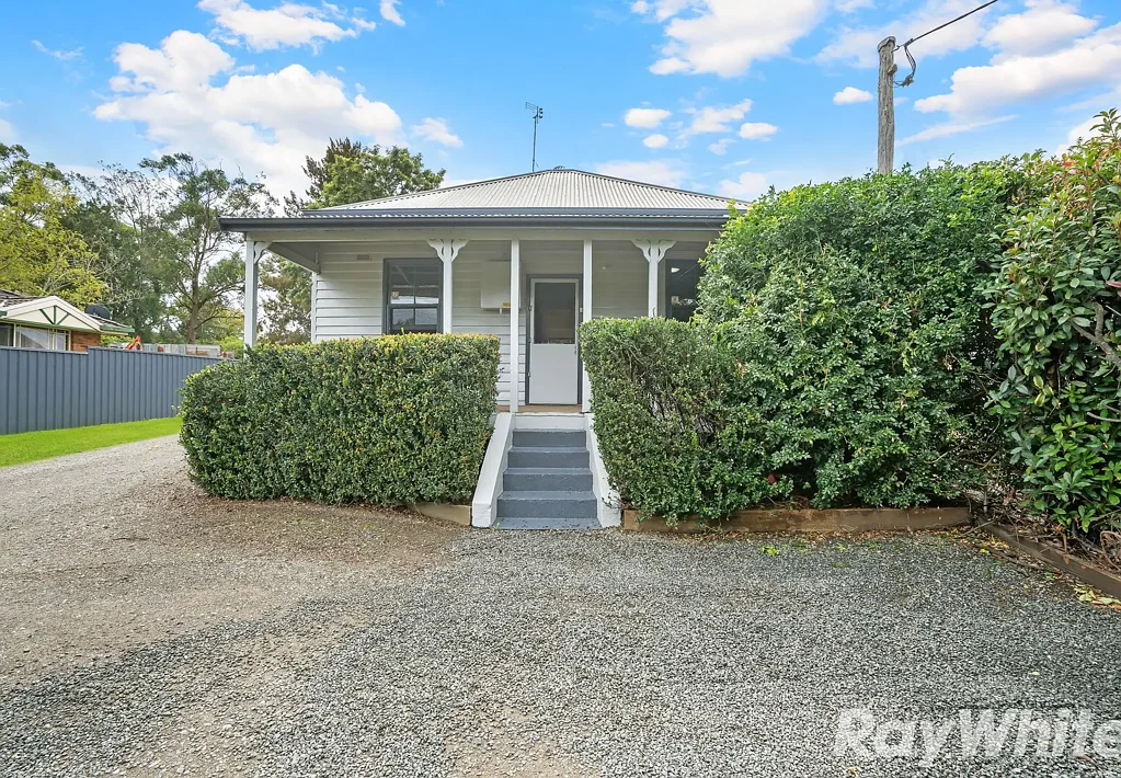 95 New England Highway, Greta, NSW 2334