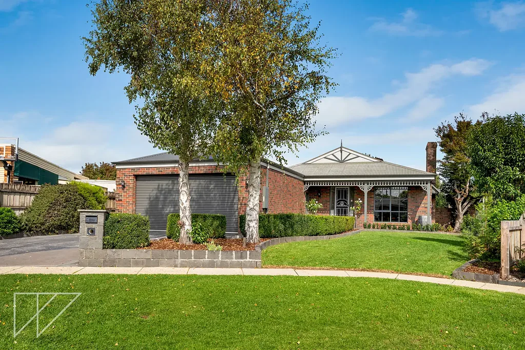 Warragul 4 Bedroom Stunning Family Home on a Quarter Acre Block!