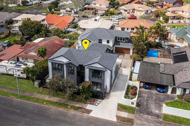 1/25 Hedge Row, Sunnyhills, Manukau City