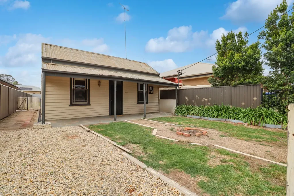 364 Trickett Street, Deniliquin, NSW 2710