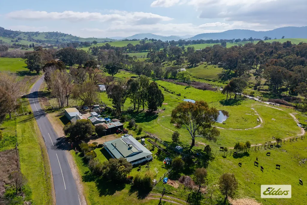 553 Sandy Creek Road, Sandy Creek, VIC 3695