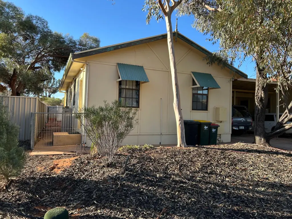 Roxby Downs 6ห้องนอน Duplex Investment Opportunity