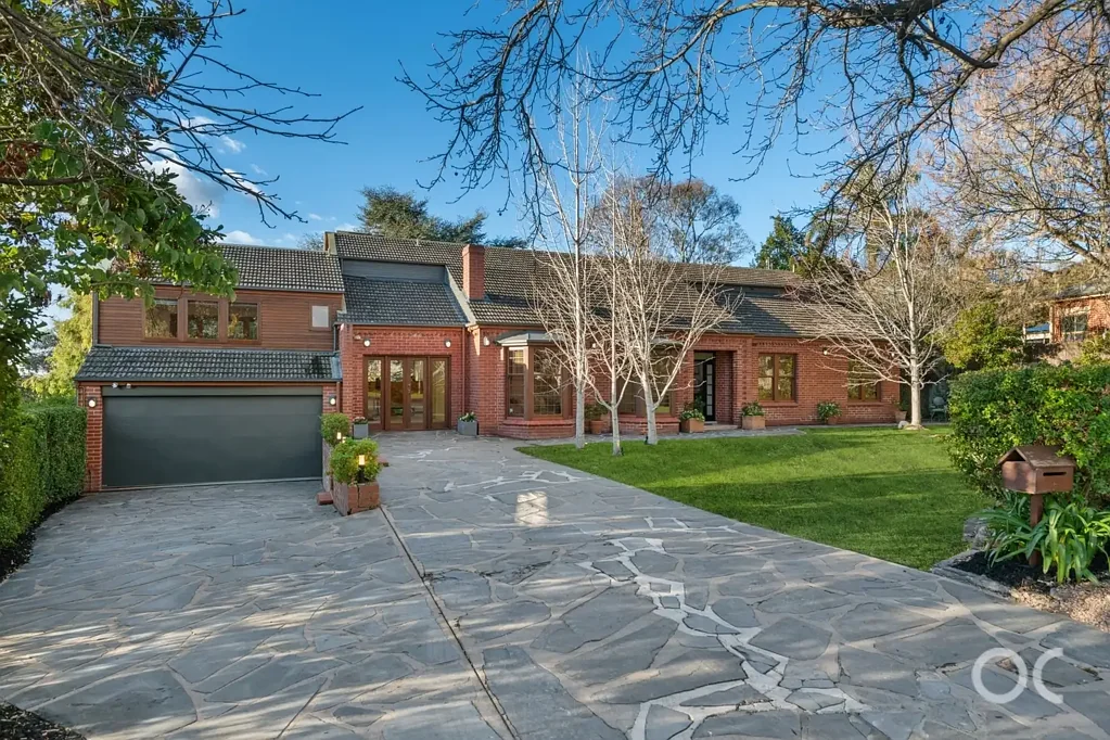 Netherby 6房  Under Contract by CYNTHIA SAJKUNOVIC. All open inspections now cancelled.