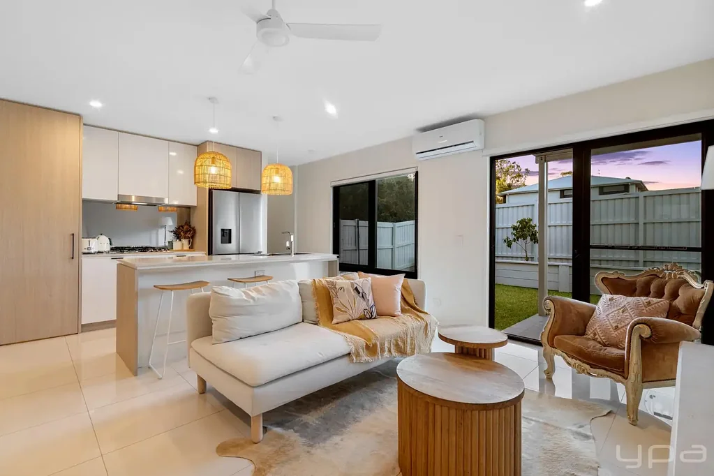 4/7 Angela Way, Pimpama, QLD 4209
