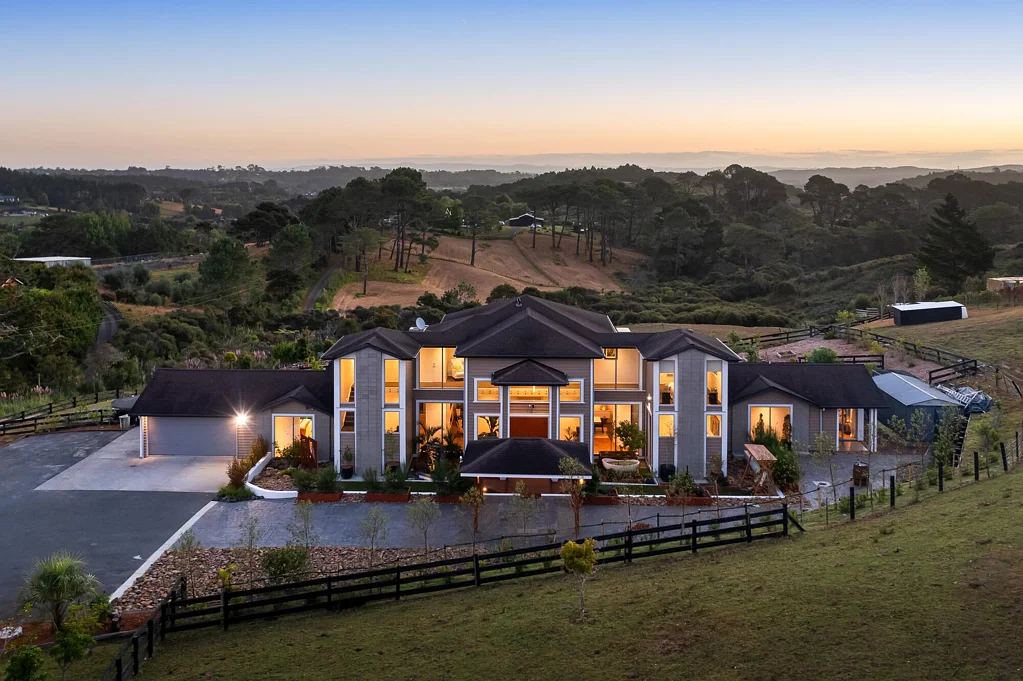 Coatesville 5 Slaapkamer Stylish Coatesville Lifestyle -PRESENT ALL OFFERS