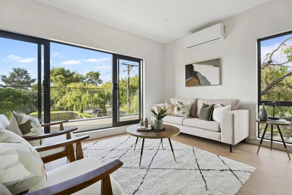 Brand New 4 bedroom luxury home