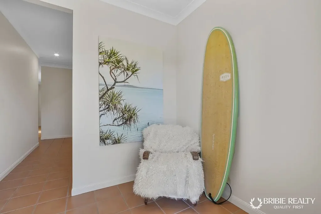 Banksia Beach 3房 东北运河 - 稀有机会 North-East Canal - Rare opportunity