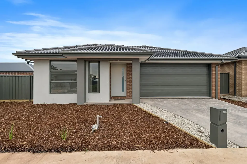 Brand New Family Living in Huntly