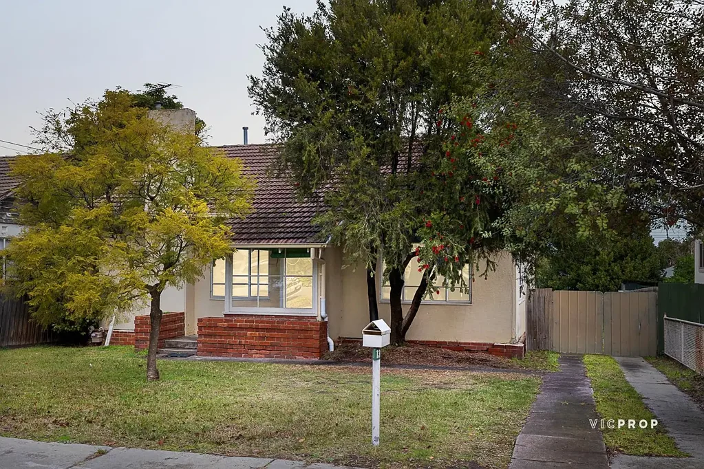 13 Dorrington Avenue, Reservoir, VIC 3073
