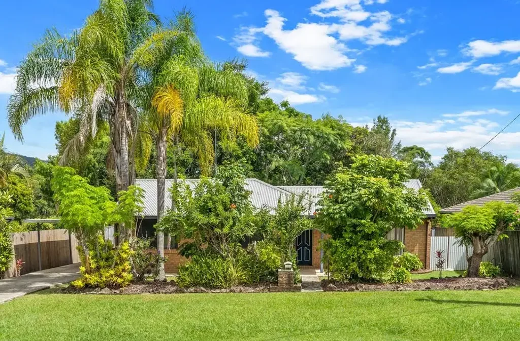 Spacious Yandina Home on a Generous Block