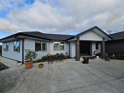 Peaceful rural living - close to Silverdale and Orewa