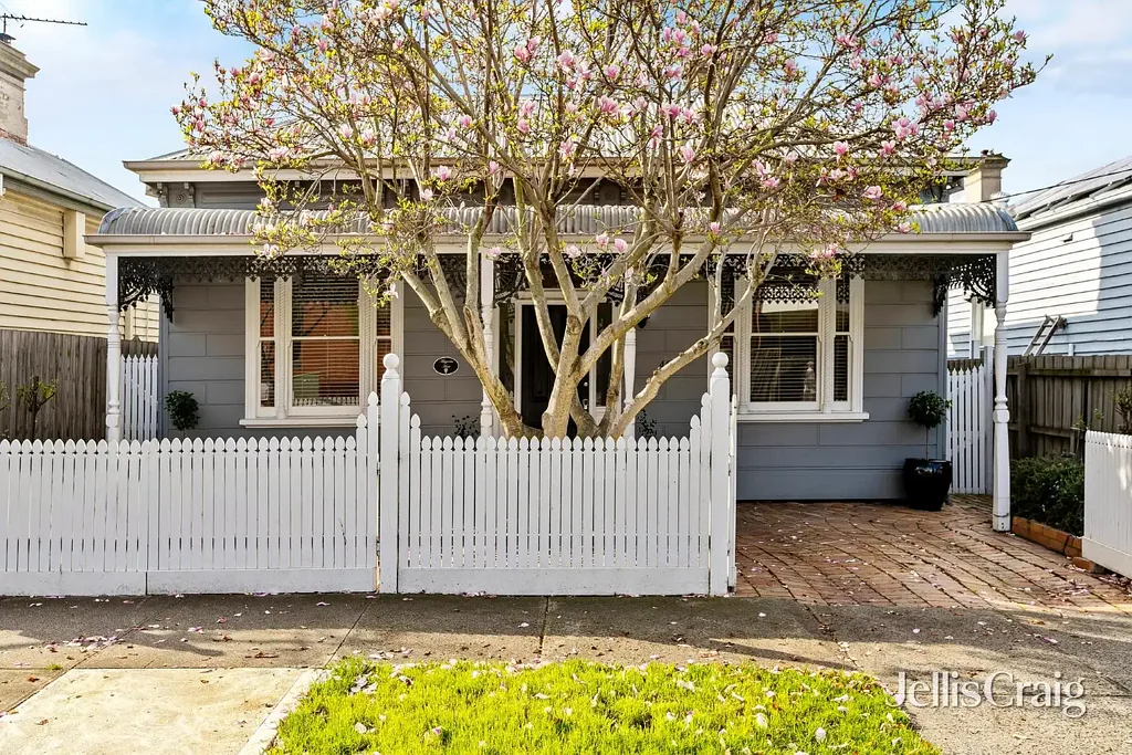 Newport 5房 修复维多利亚式 优雅现代结合 高天花板壁炉 精美厨房储藏 阳光甲板花园 步行便利设施 Elegant Victorian Living in the Heart of Newport