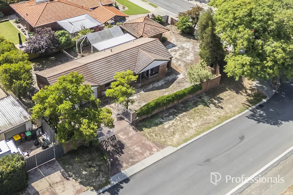 Alexander Heights 3Phòng ngủ ** Opportunity Knocks **