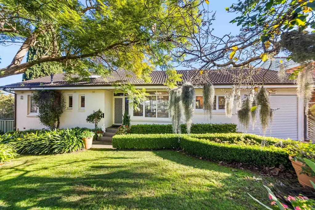 26 Banks Avenue, Turramurra, NSW 2074