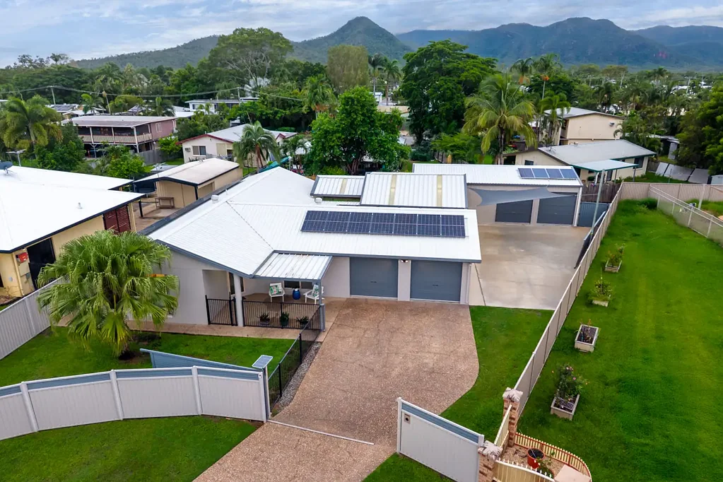 8 Thistle Court, Rasmussen, QLD 4815