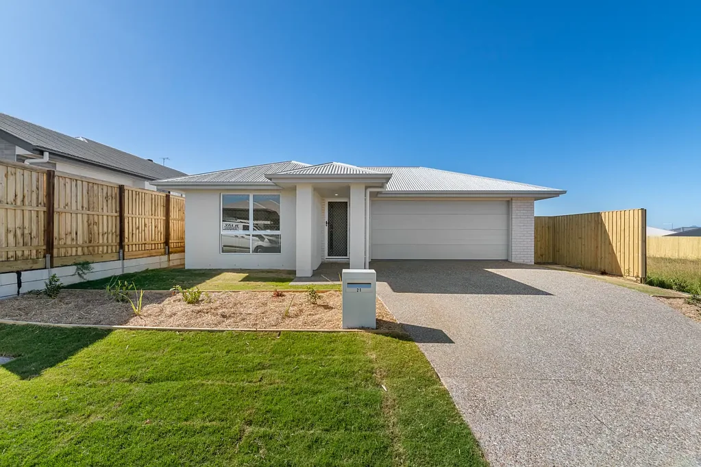 SPACIOUS AND LUXURIOUS 3 BEDROOM HOME AVAILABLE SOON!