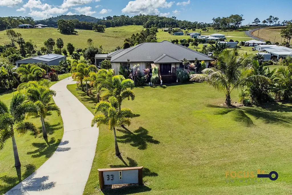 33 Moonlight Dve, Sarina, QLD 4737