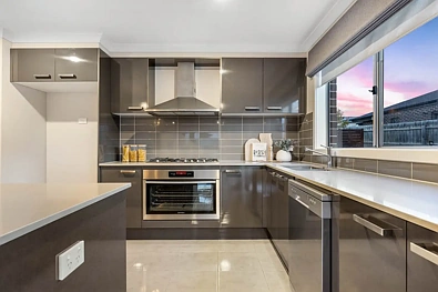 20 Morand Street, Gisborne, VIC 3437, 4 slaapkamers, 2 badkamers, Section