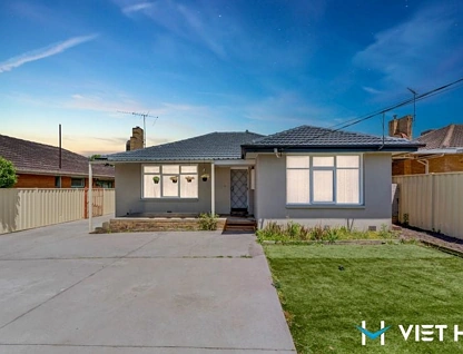 10 Fairbairn Street, Springvale, South East Melbourne, 4房, 2浴, House