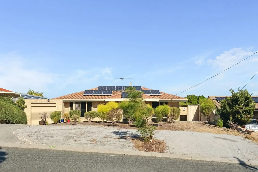 44 Emperor Avenue, Beldon, WA 6027