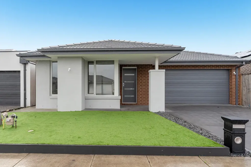 Modern Living meets family comfort