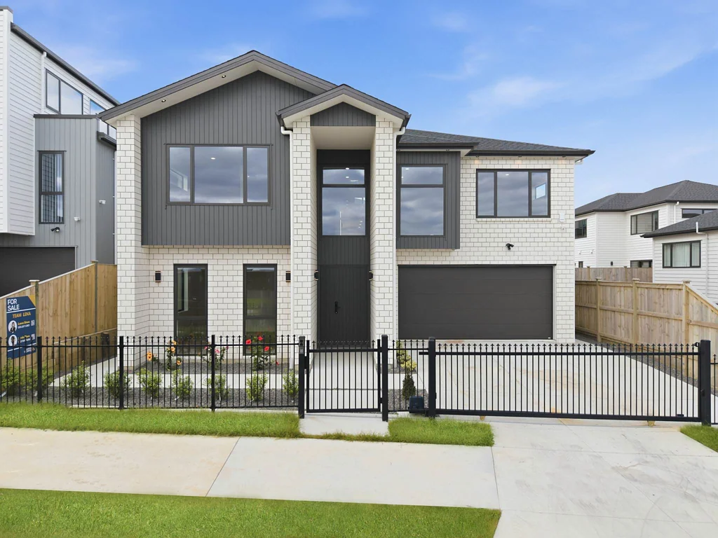 4 Mill Hill Close, Flat Bush, Manukau City, Auckland