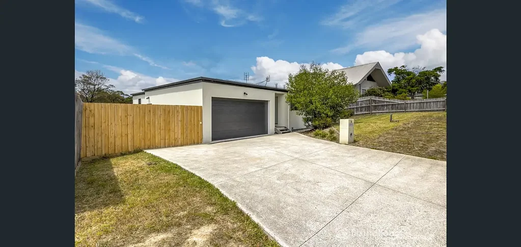 Light Filled 3 Bedroom Delight including Utilities!