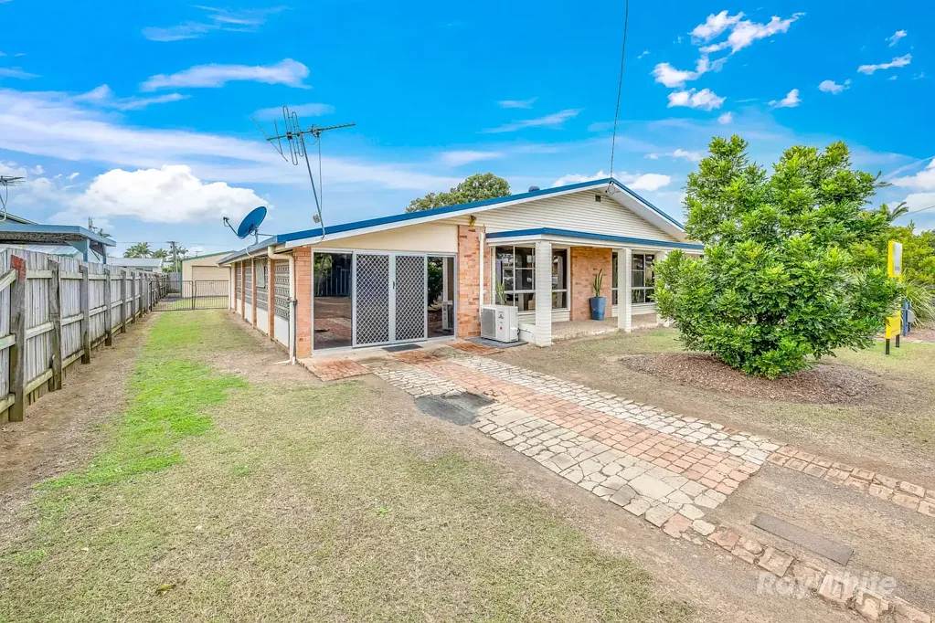16 Lovejoy Street, Avenell Heights, QLD 4670