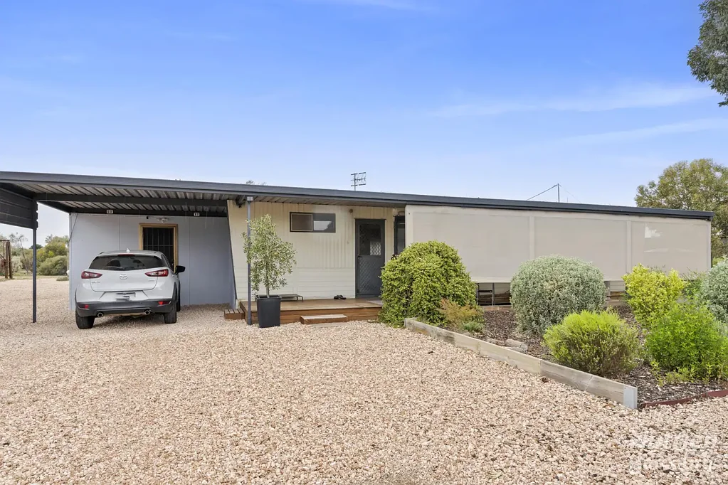 Renmark 6ਬੈੱਡਰੂਮ Twice the home in Renmark