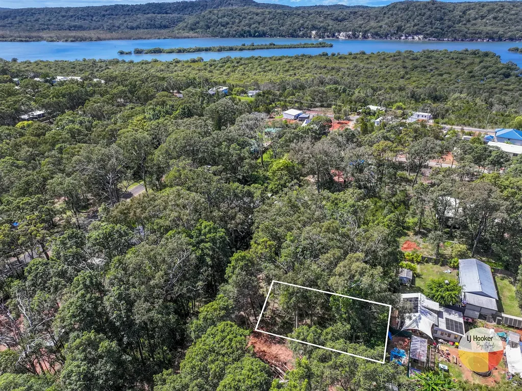 Russell Island Elevated & Level Block in Quiet Location – $68,000