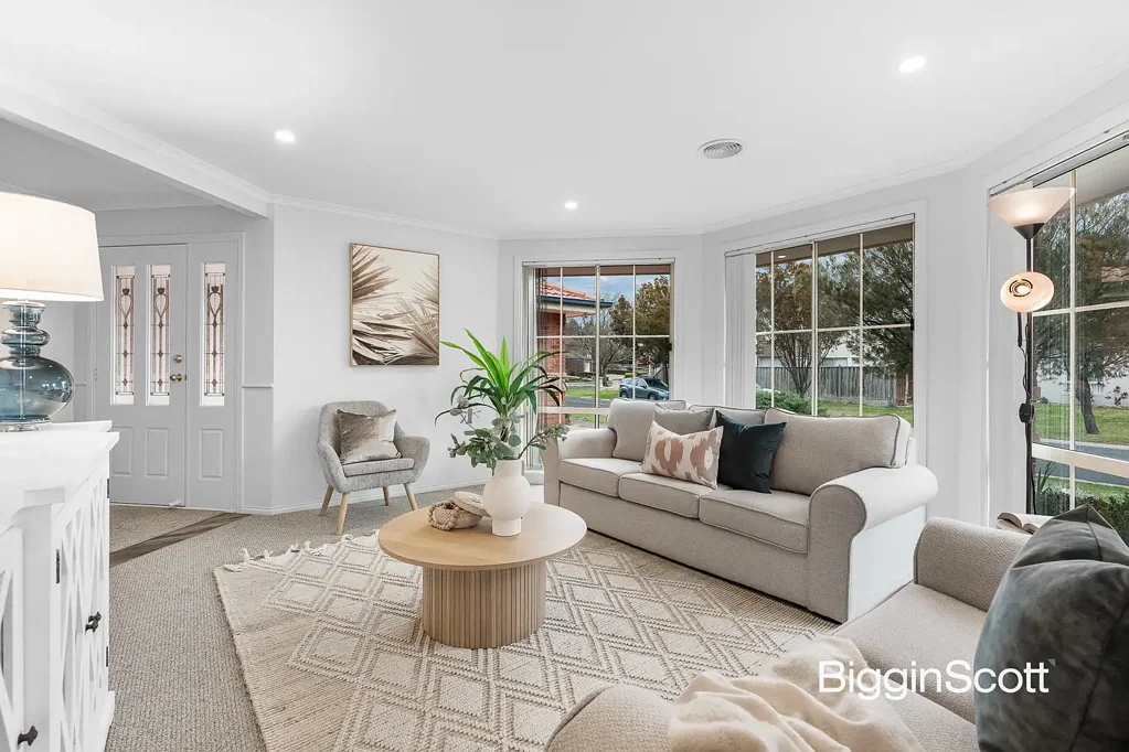 Rowville 5房 精心维护 5卧3厅 70㎡Al Fresco 紧邻Rowville黄金地段 公园环绕 低维护生活 COMPLETE LIFESTYLE PACKAGE/LET YOUR FAMILY GROW IN LUXURIOUS COMFORT!