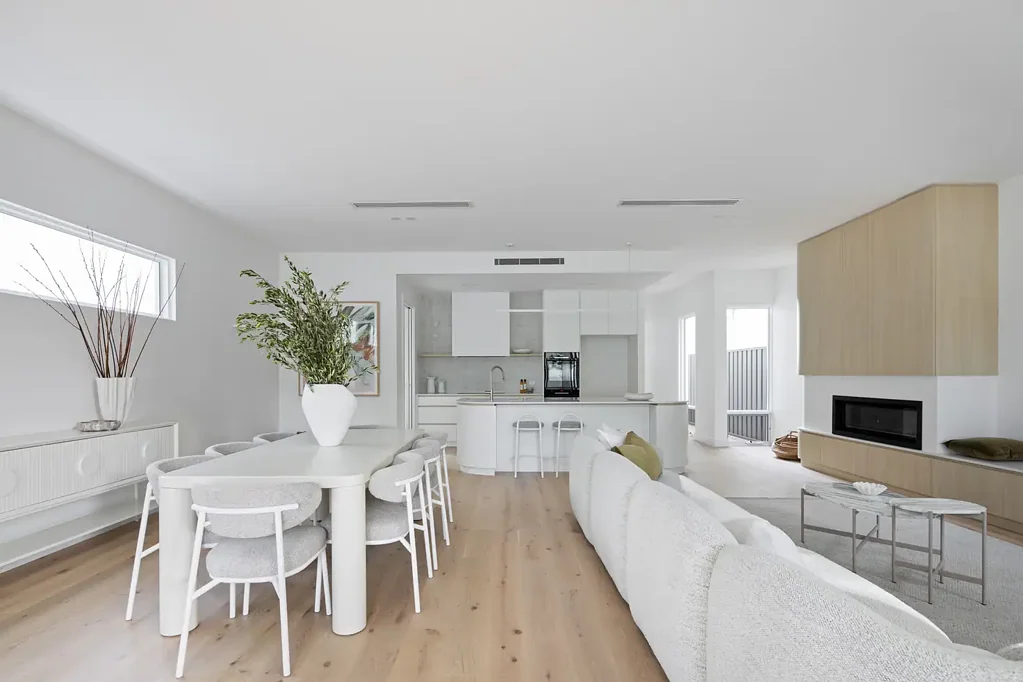 Somerton Park 4 Bedroom Elevated Elegance, just 300m from Somerton's Shoreline.