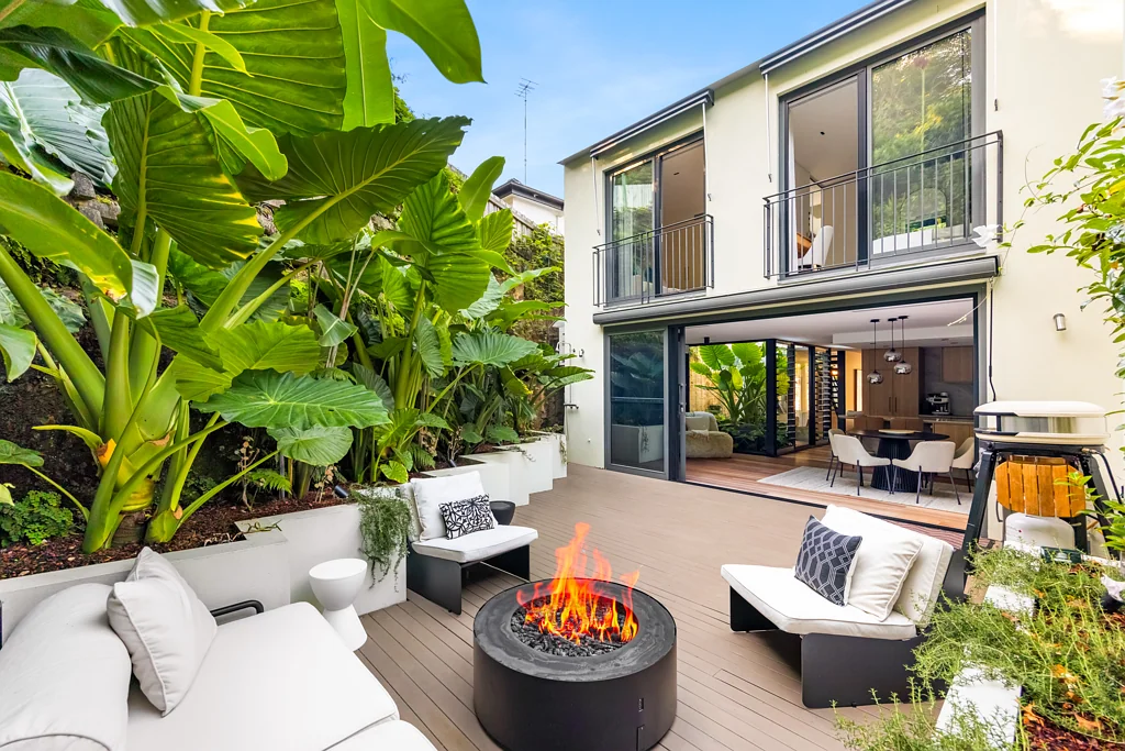 Bronte 3غرفة نوم Grand Bronte Luxury with Private Garden Retreat