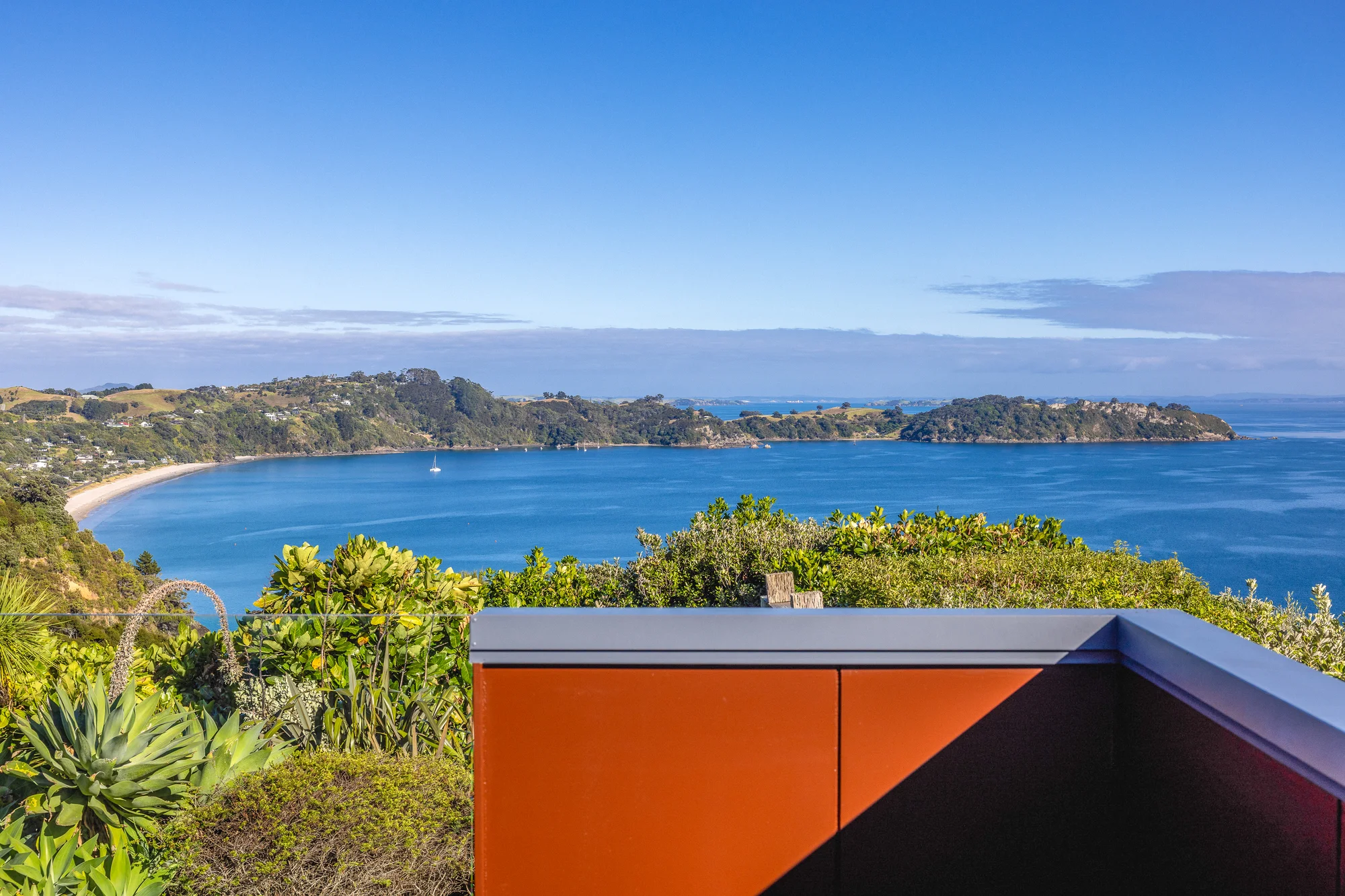 Onetangi 2房  Spectacular beach and Gulf Island views