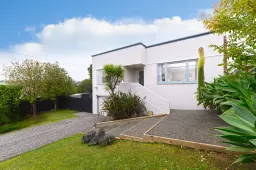 616 Hillsborough Road, Mount Roskill