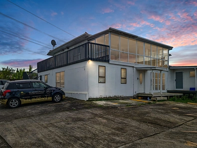Power, Water, Internet & Laundry Included In Rent!