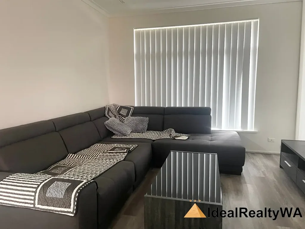 Rental at a convenience location in Kenwick