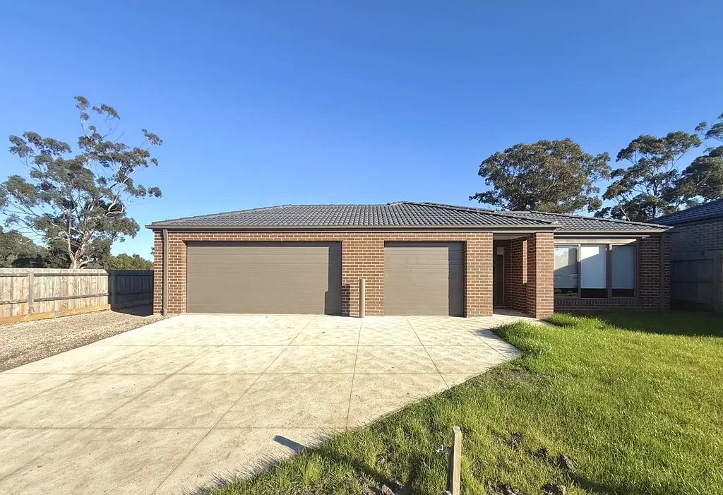 Stunning Family Home with Rare 3-Car Garage & Side Access!