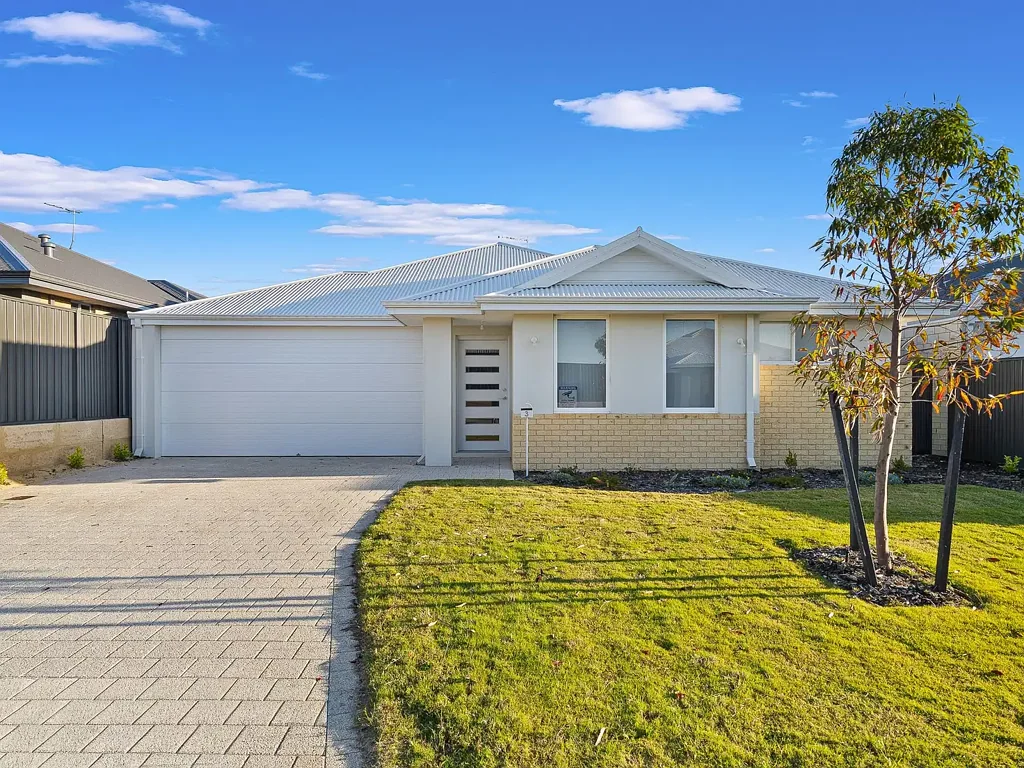 3 Lighthouse Grove, Madora Bay, WA 6210