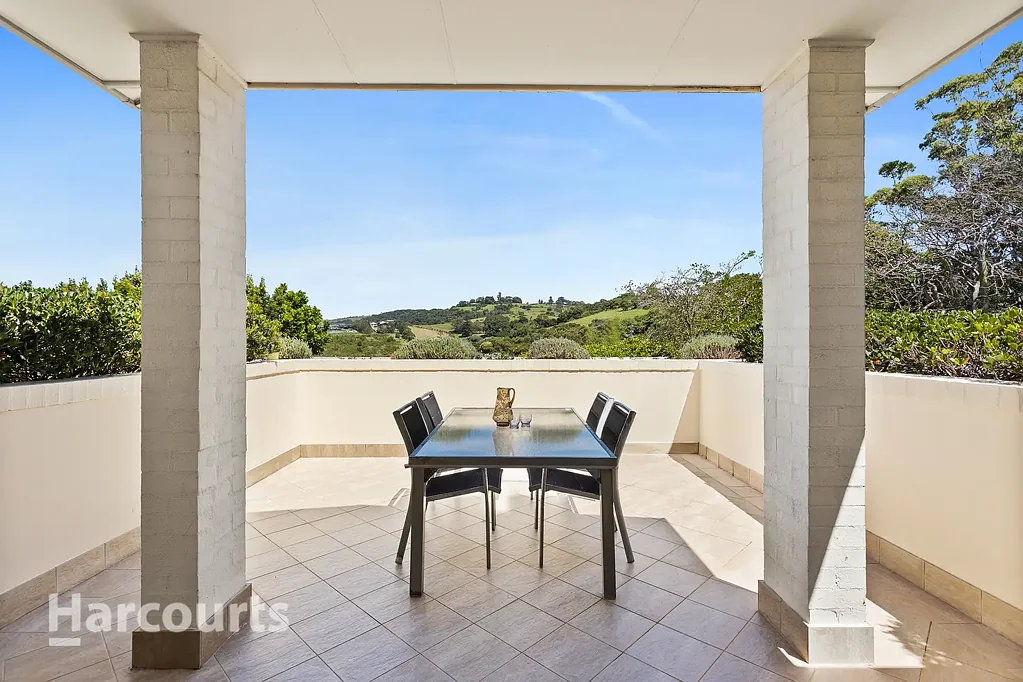 Kiama 4房  Torrens Townhouse with house-sized proportions & scenic views