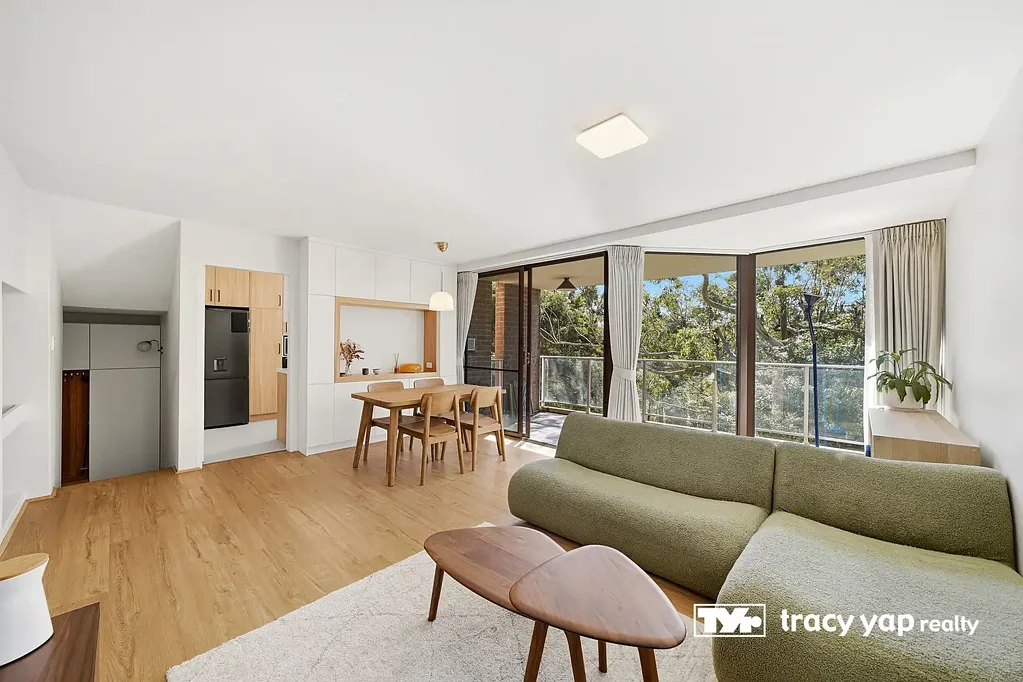 Macquarie Park 2Moenga Sunny North-East Corner  with Leafy Views