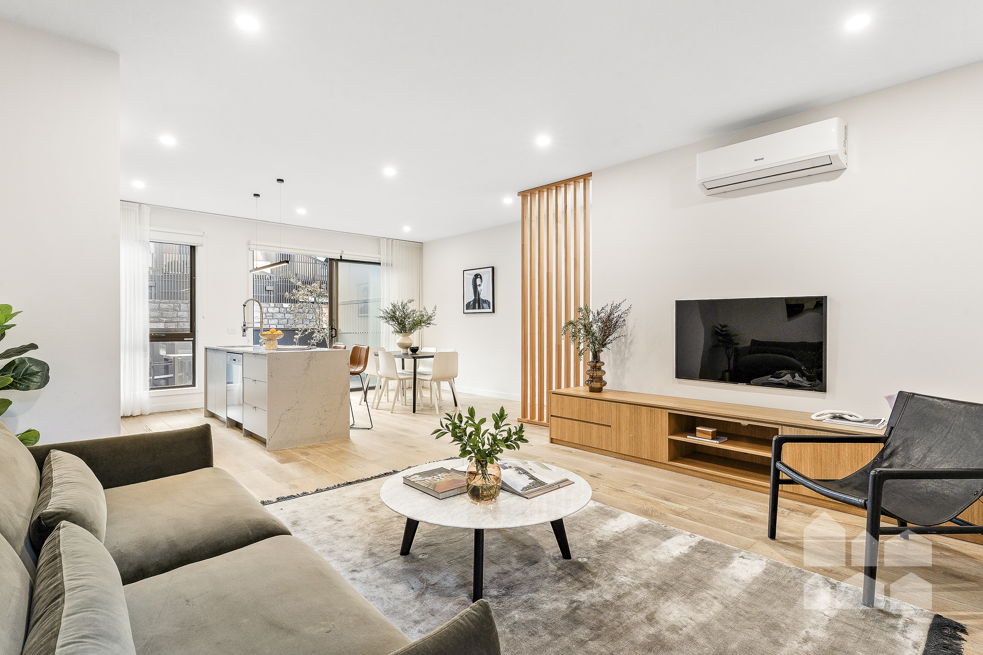 24 BANOOL AV, YARRAVILLE VIC 3013, 0 habitaciones, 0 baños, Townhouse